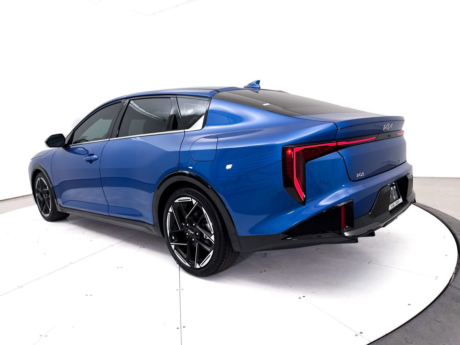 Certified 2025 Kia K4 GT-Line w/ GT-Line Premium Package FWD image 16
