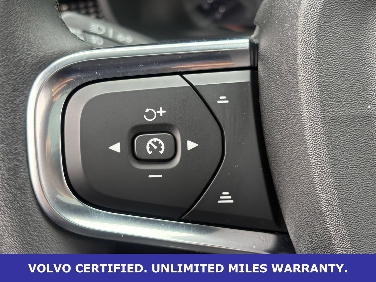 Certified 2023 Volvo XC40 B5 Plus w/ Climate Package AWD/4WD image 19