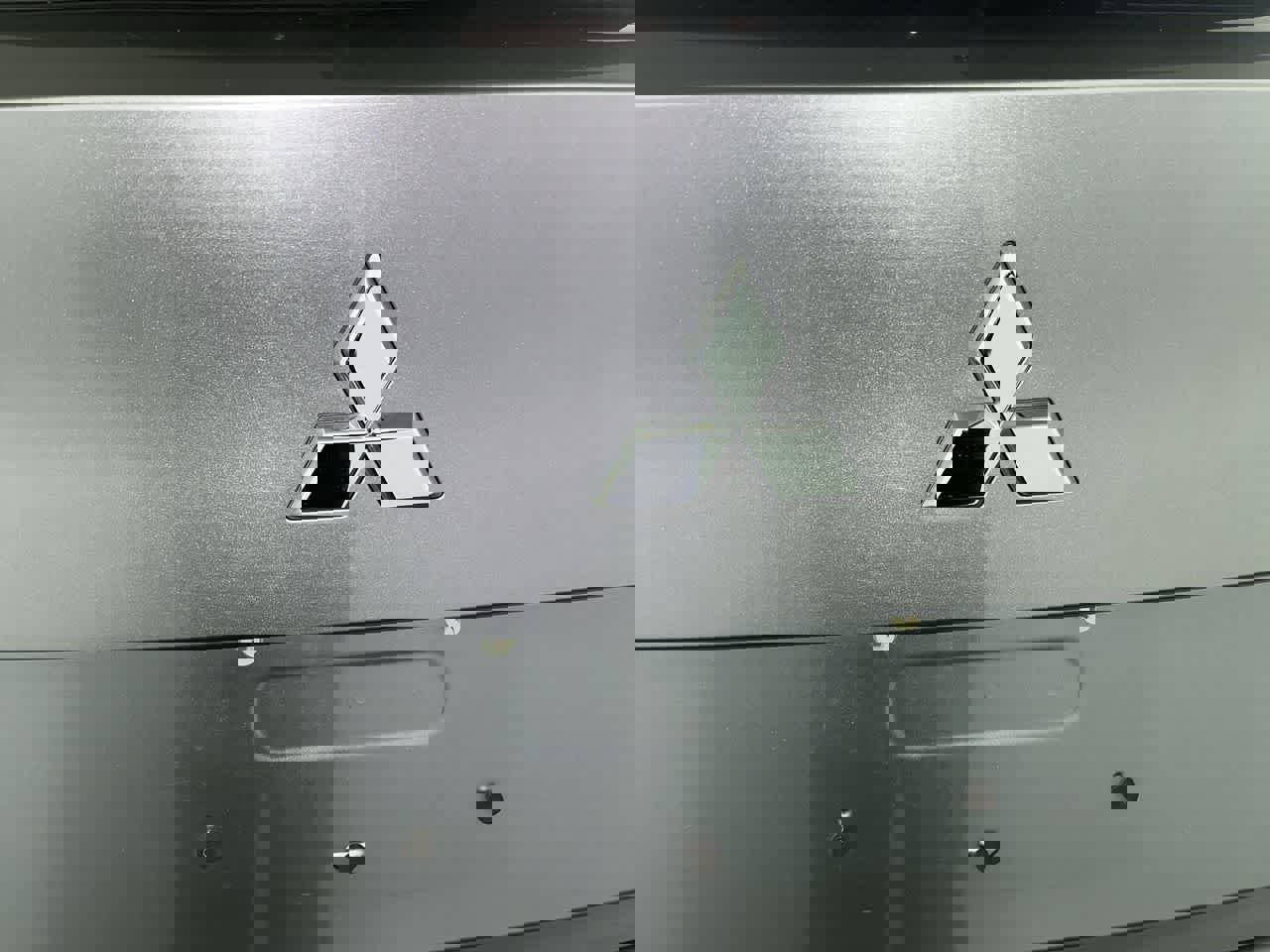 Used 2022 Mitsubishi Outlander SEL Black Edition image 12