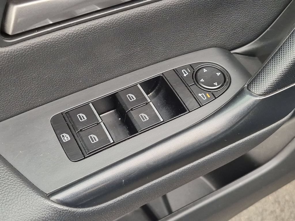 Used 2025 MAZDA CX-50 AWD 2.5 S w/ Preferred Package image 13