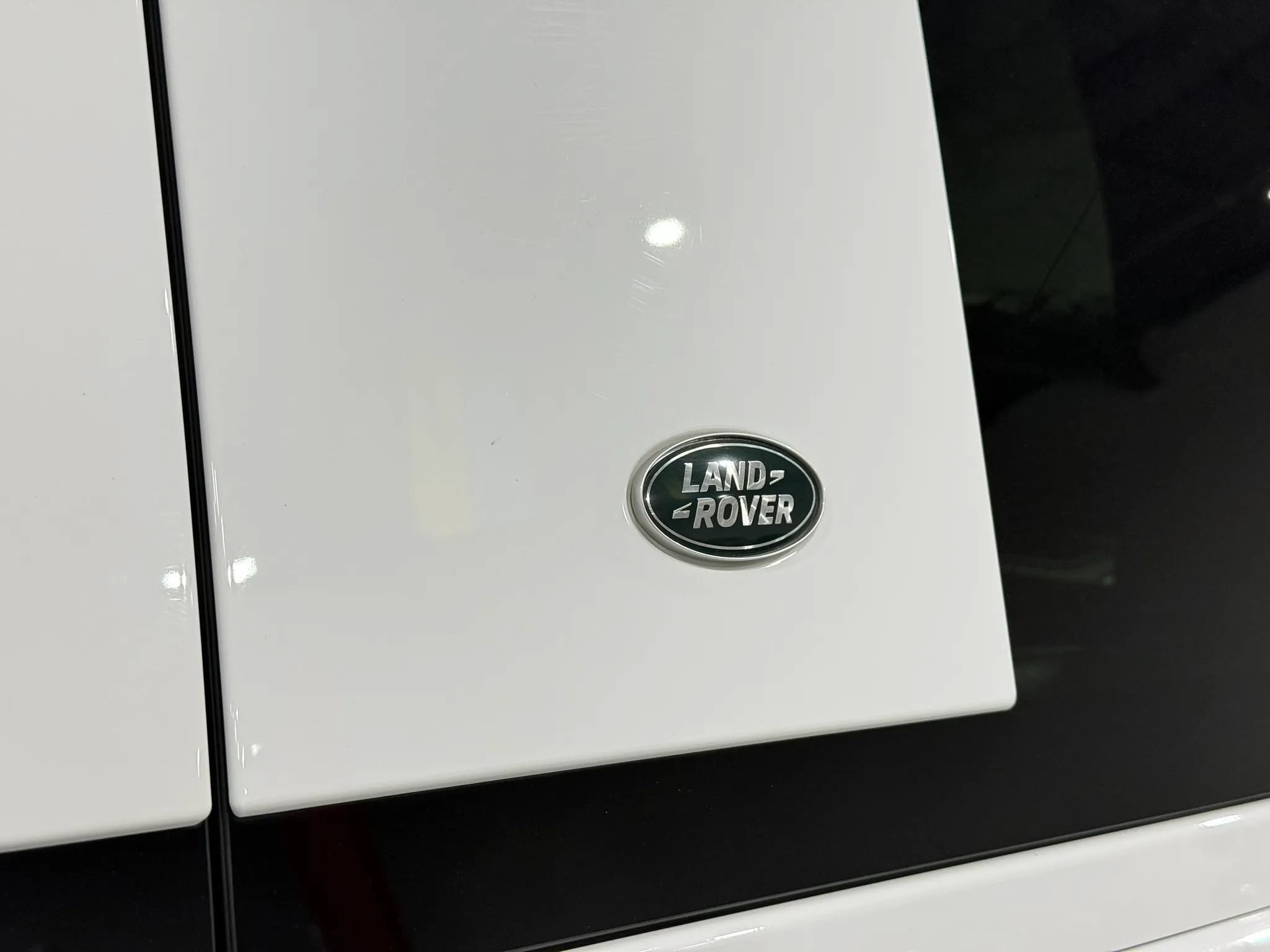 Used 2020 Land Rover Defender 110 S AWD/4WD image 77