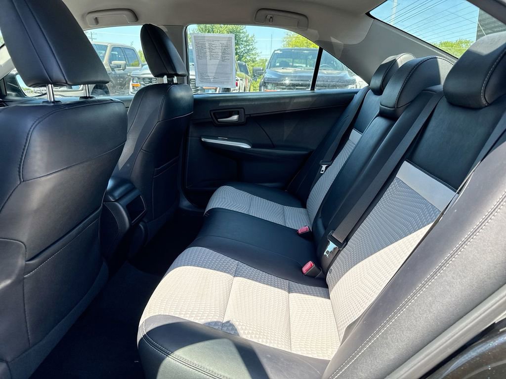 Used 2013 Toyota Camry SE FWD image 21