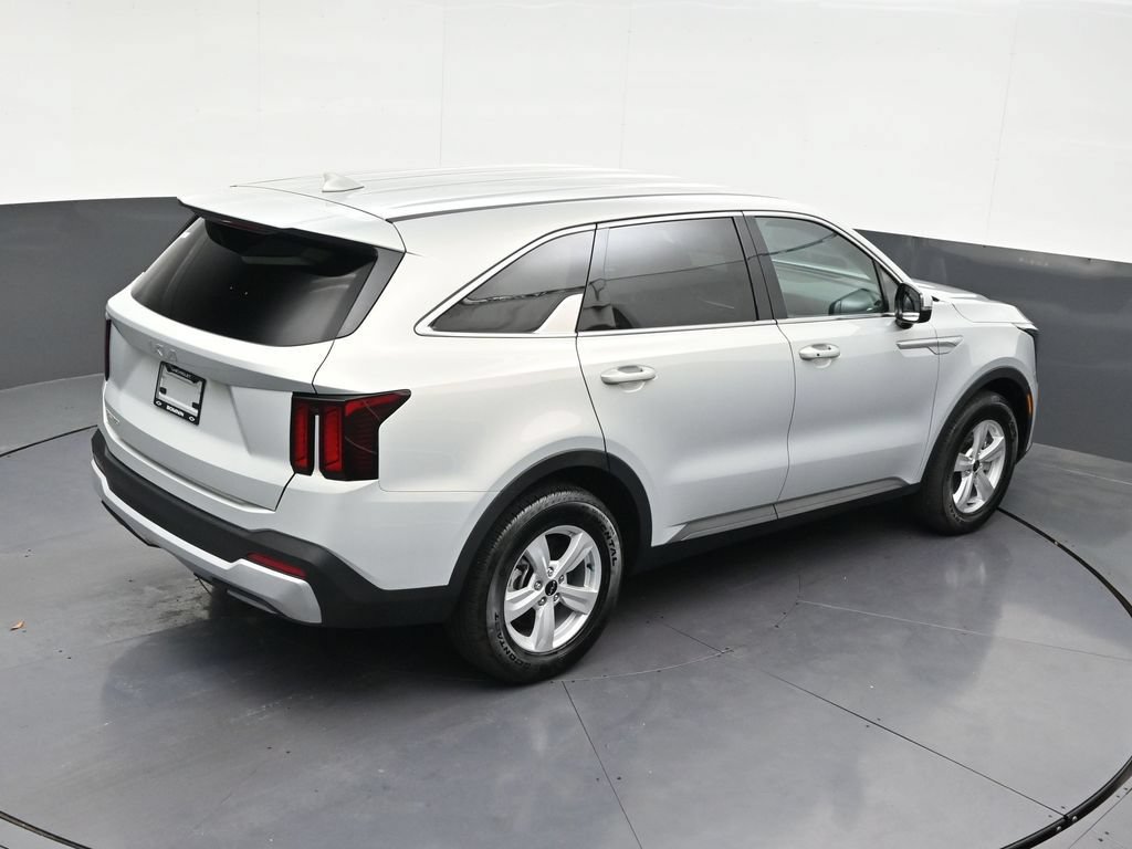 Used 2026 Kia Sorento LX FWD image 22