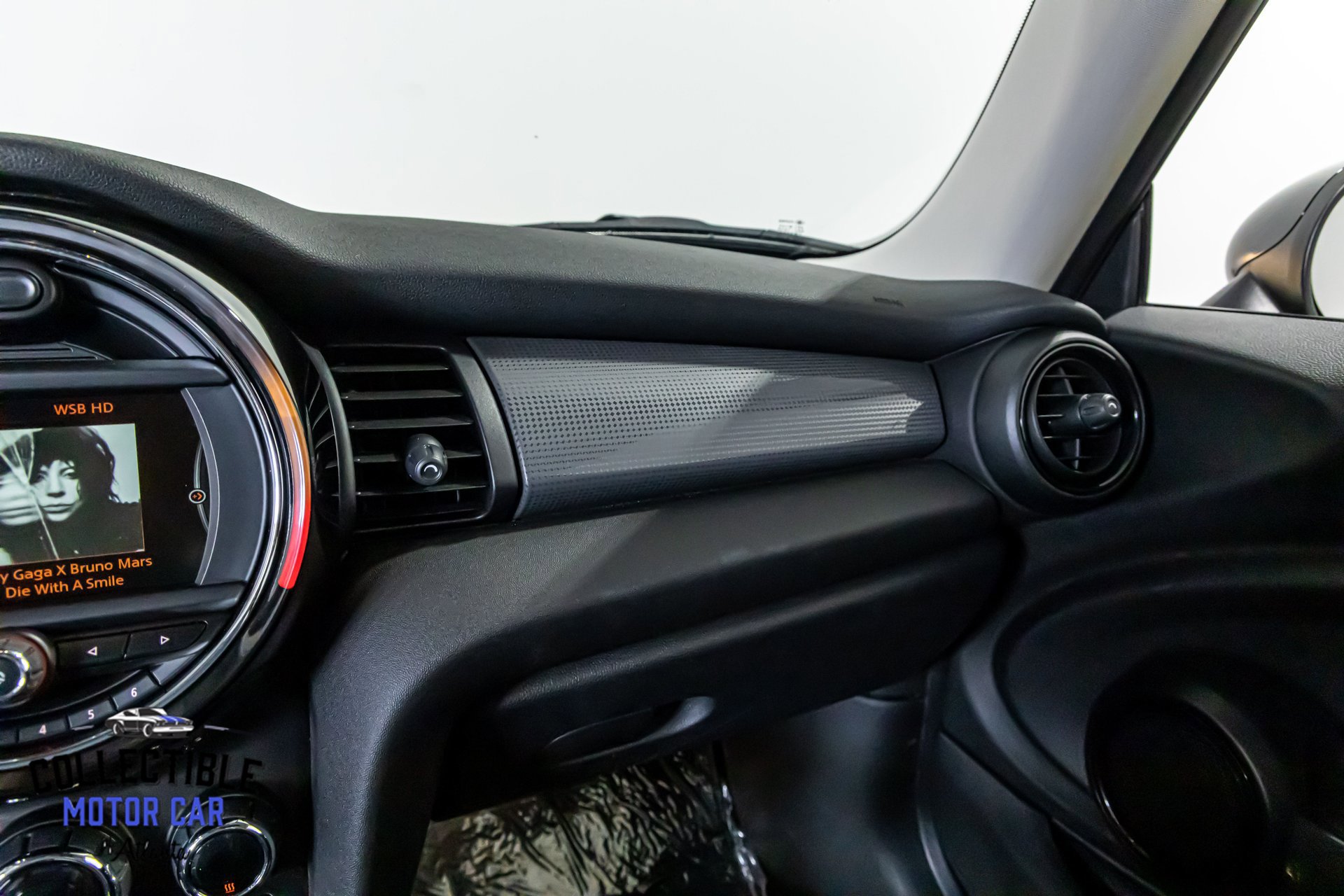 Used 2018 MINI Cooper 2-Door Hardtop image 55