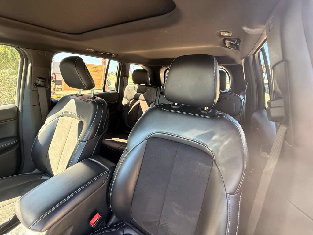 Certified 2023 Jeep Grand Cherokee Altitude AWD/4WD image 23