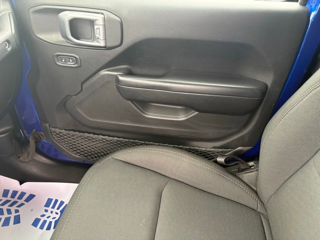 Used 2019 Jeep Wrangler Sport S image 23