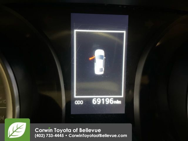 Used 2021 Toyota Camry LE image 5