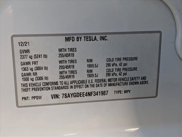 Used 2022 Tesla Model Y Long Range image 26