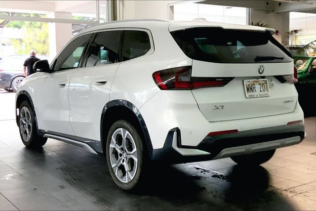 Used 2023 BMW X1 xDrive28i w/ Premium Package AWD/4WD image 5
