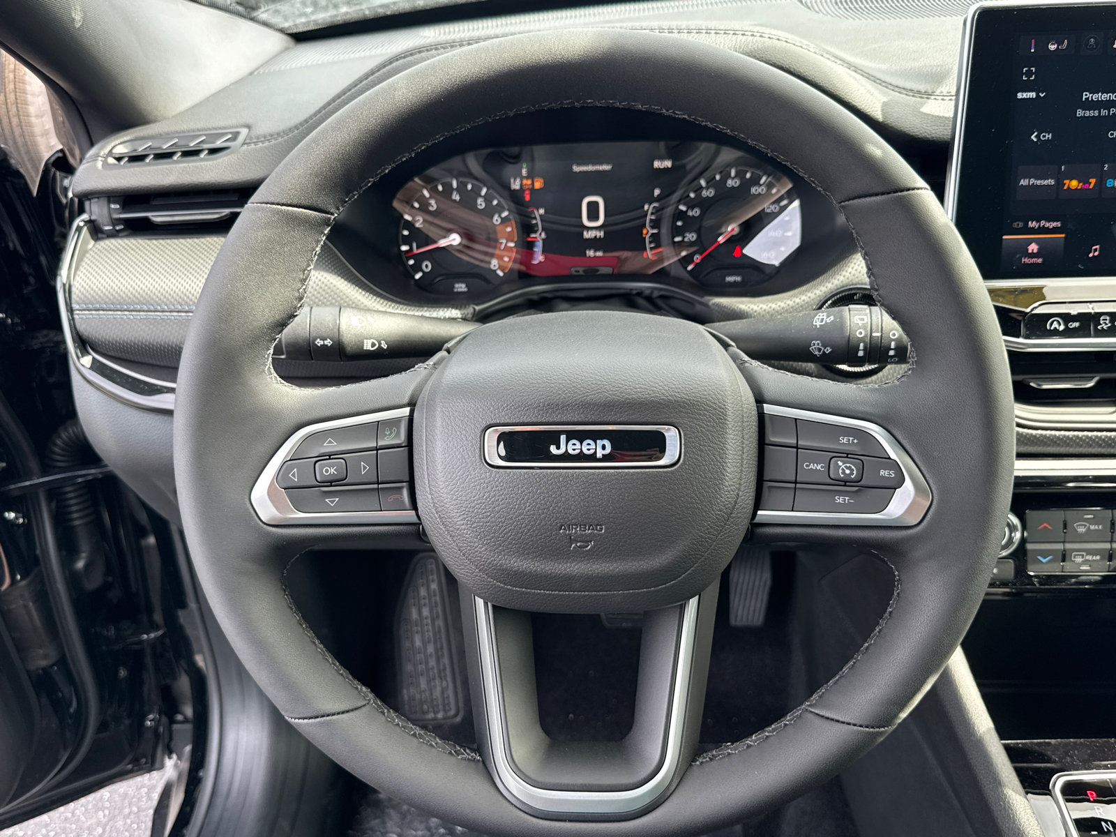 New 2026 Jeep Compass Latitude AWD/4WD image 14