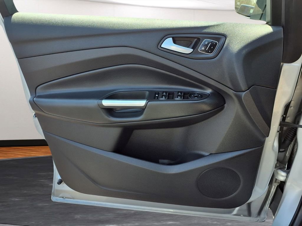 Used 2018 Ford Escape Titanium image 15