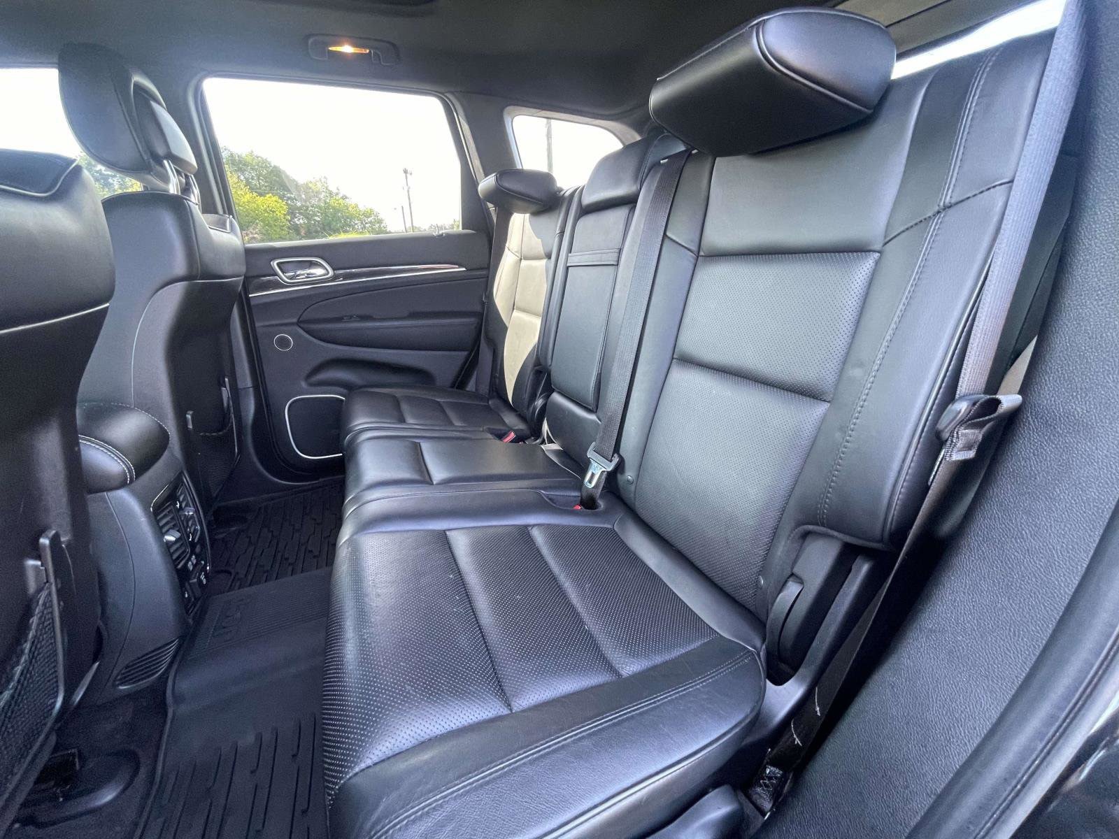 Used 2015 Jeep Grand Cherokee High Altitude RWD image 13