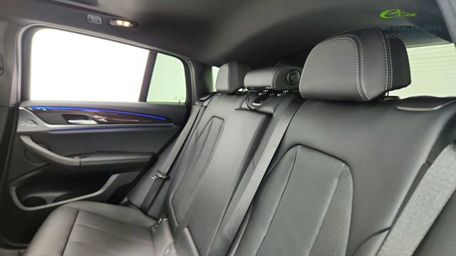 Used 2025 BMW X4 xDrive30i AWD/4WD image 30