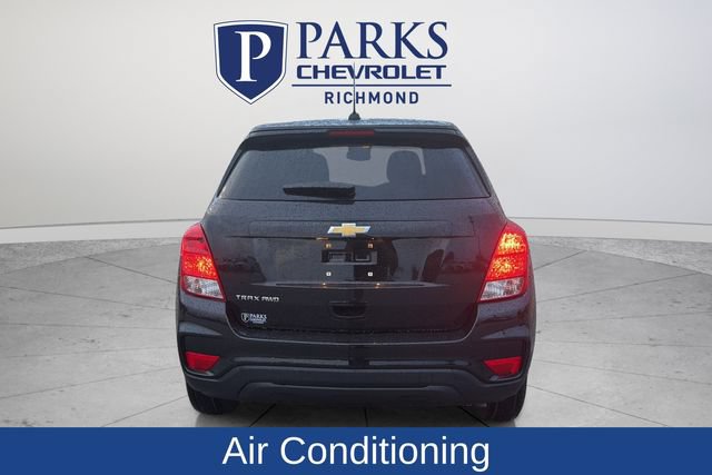 Used 2020 Chevrolet Trax LS w/ Tint and Cruise Package AWD/4WD image 6