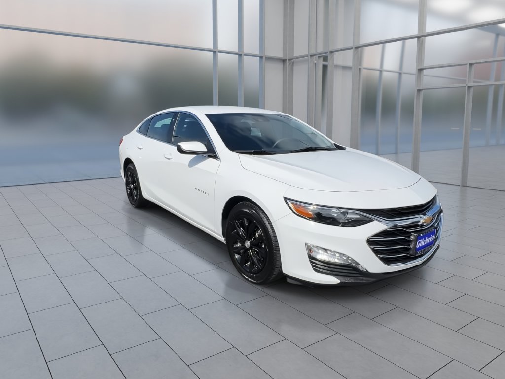 Used 2024 Chevrolet Malibu LT FWD image 2