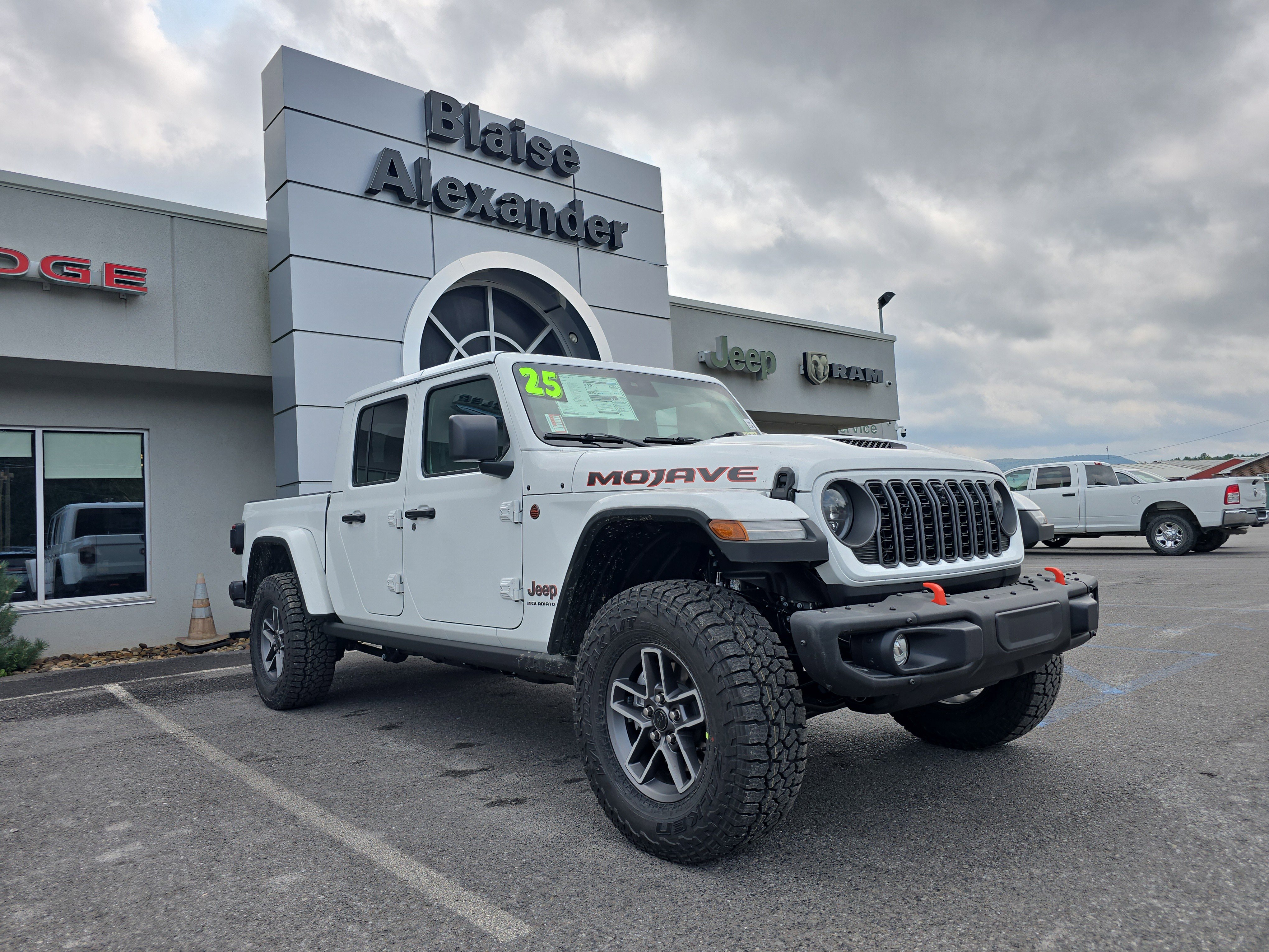 New 2025 Jeep Gladiator Mojave