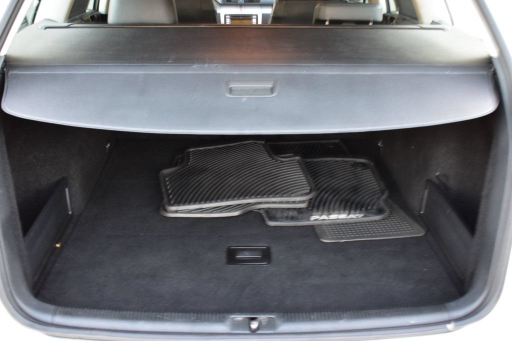 Used 2009 Volkswagen Passat Komfort FWD image 36