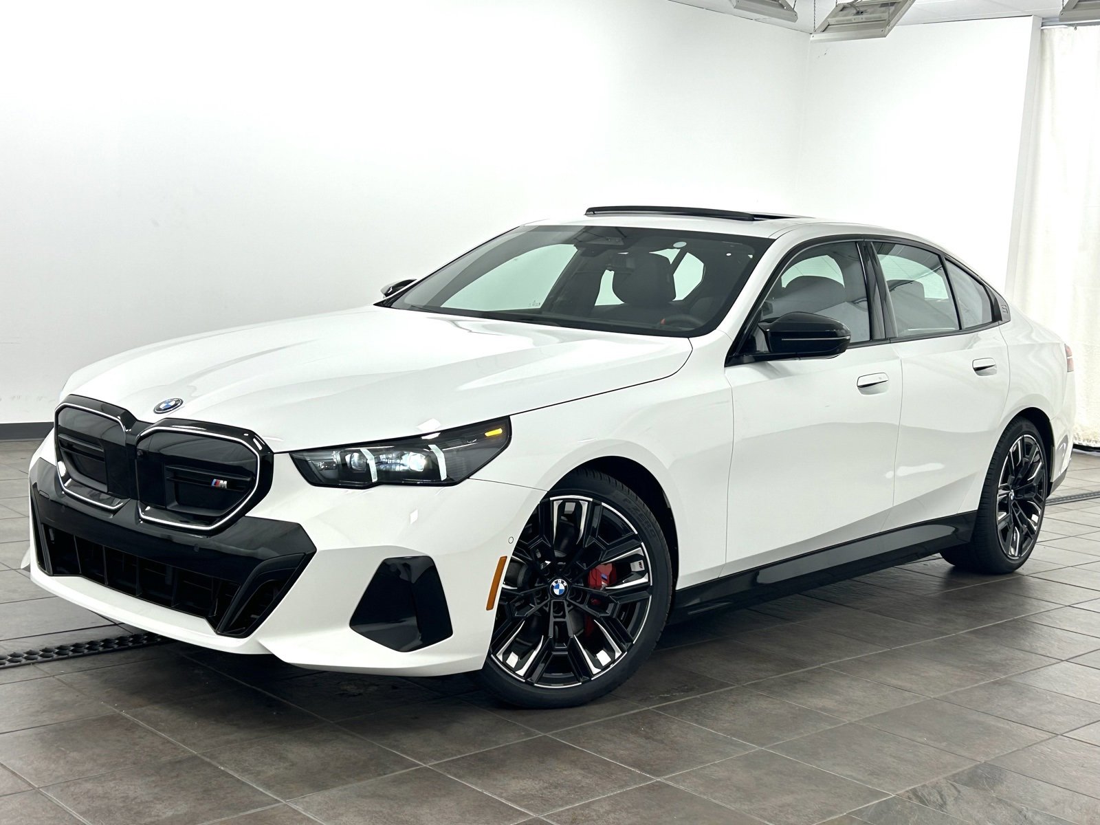 New 2025 BMW i5 M60 w/ Premium Package image 1