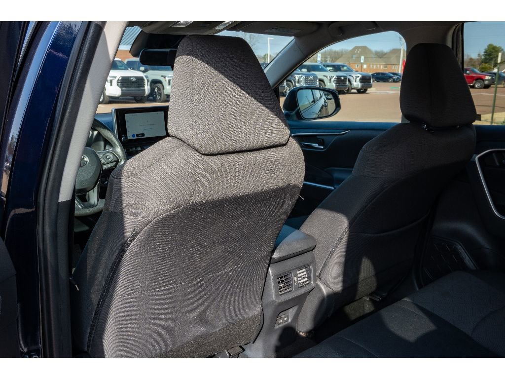 Used 2024 Toyota RAV4 XLE image 12