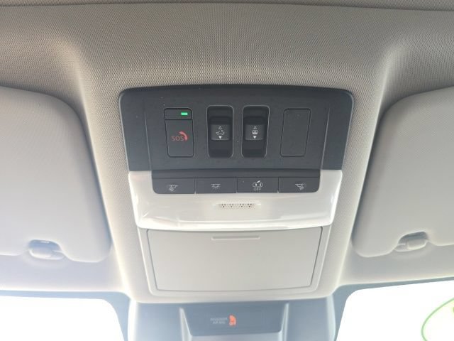 Used 2023 Nissan Rogue SL w/ SL Premium Package AWD/4WD image 19