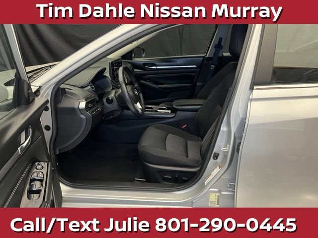 Used 2023 Nissan Altima 2.5 SV w/ SV Premium Package AWD/4WD image 22