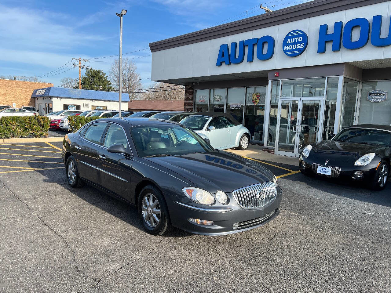 Used 2009 Buick LaCrosse CX image 3