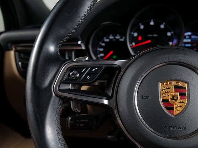 Certified 2021 Porsche Macan AWD/4WD image 21