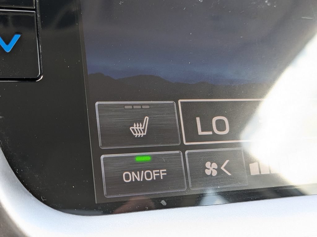 Used 2025 Subaru Legacy Premium AWD/4WD image 21