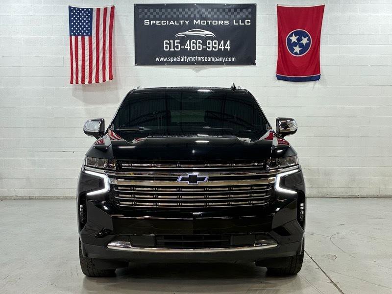 Used 2023 Chevrolet Suburban Premier RWD image 2