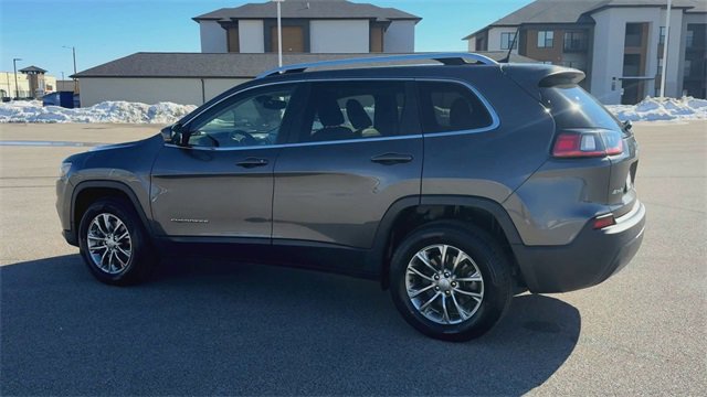 Used 2020 Jeep Cherokee Latitude Plus w/ Comfort/Convenience Group image 6