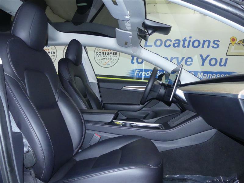 Used 2022 Tesla Model 3 image 7