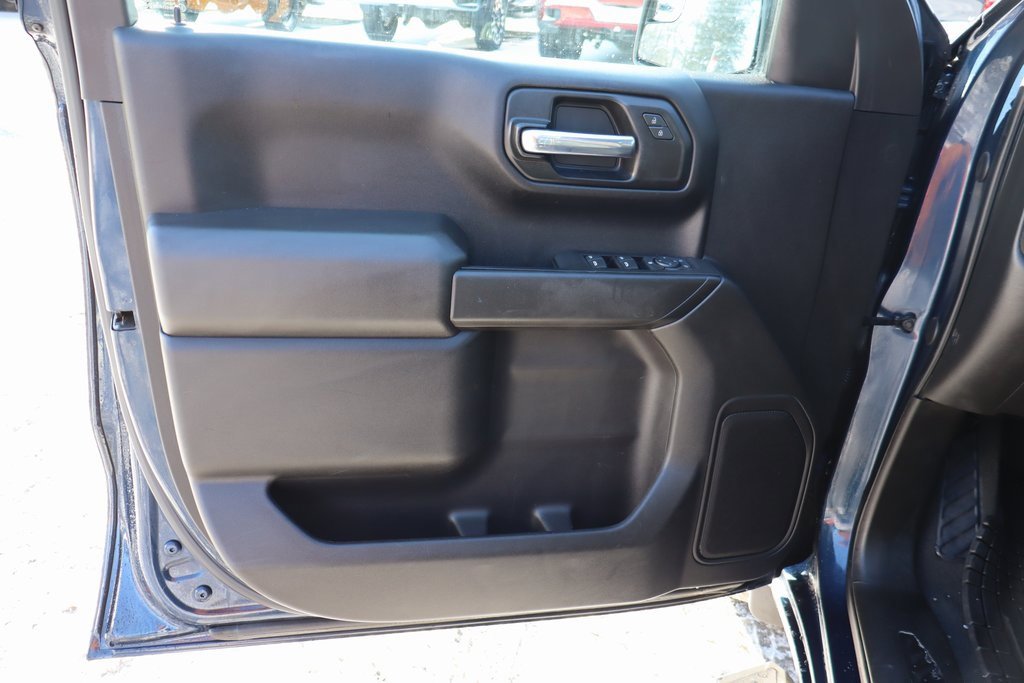 Used 2021 Chevrolet Silverado 1500 Custom image 16