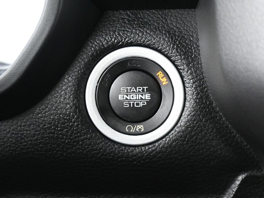 Used 2021 RAM 1500 Big Horn RWD image 22