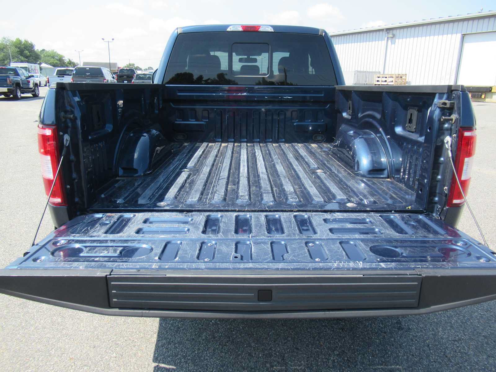 Used 2020 Ford F150 XLT w/ Equipment Group 302A Luxury AWD/4WD image 19