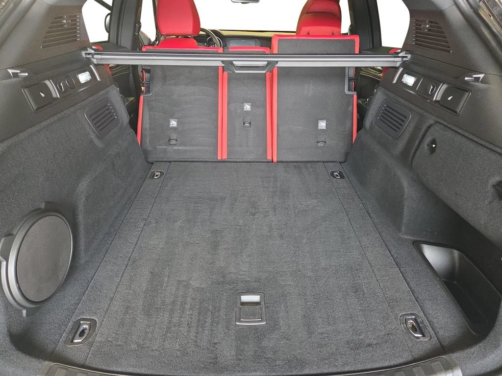 Used 2023 Alfa Romeo Stelvio Veloce AWD/4WD image 30