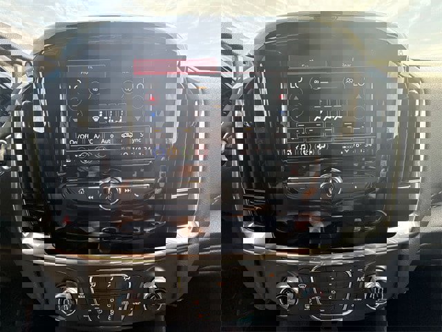 Used 2023 Chevrolet Traverse LT image 18