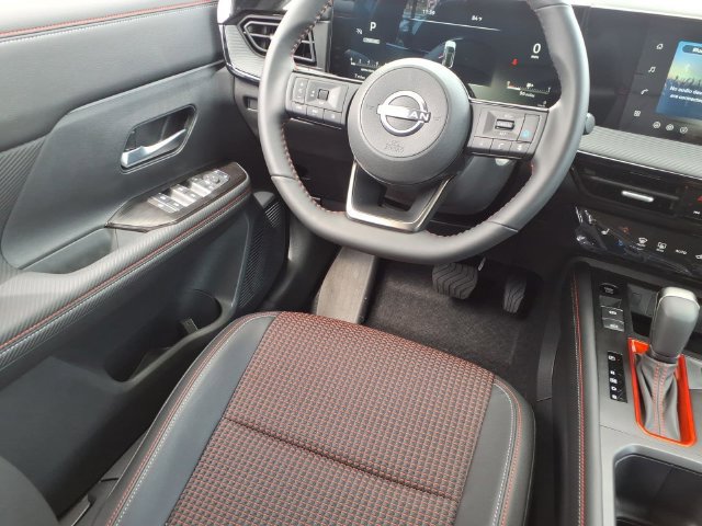New 2026 Nissan Kicks SR FWD image 27