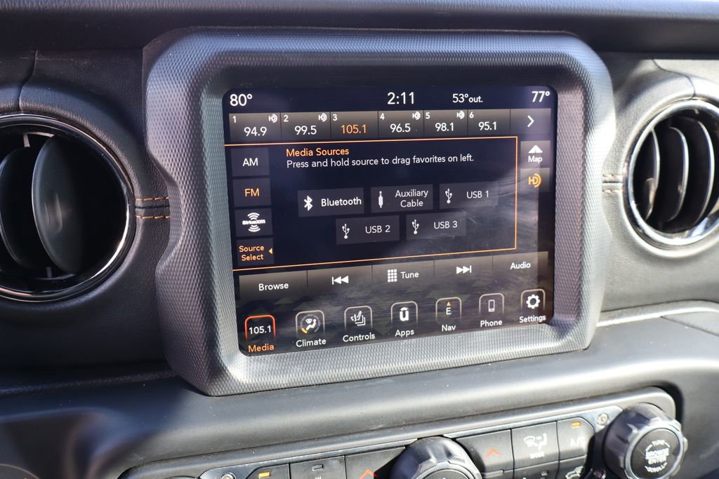 Used 2020 Jeep Wrangler Unlimited Sahara image 24