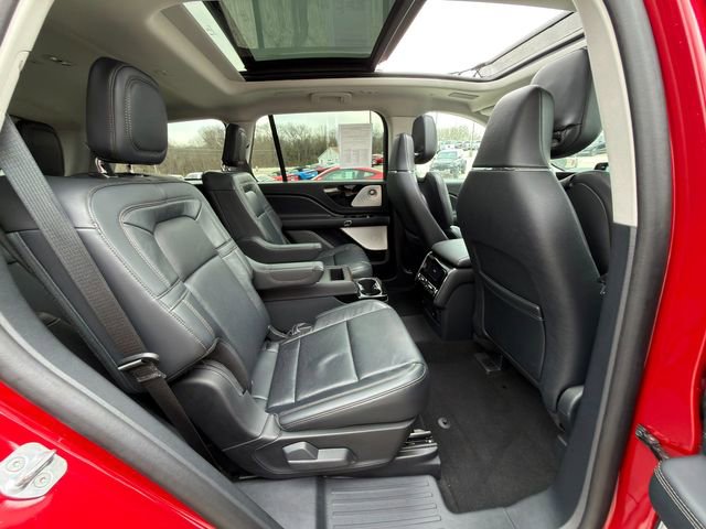 Used 2025 Lincoln Aviator Reserve w/ Equipment Group 201A image 10