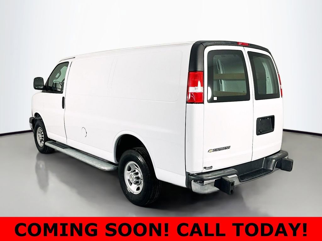 Used 2024 Chevrolet Express 2500 w/ Driver Convenience Package image 5