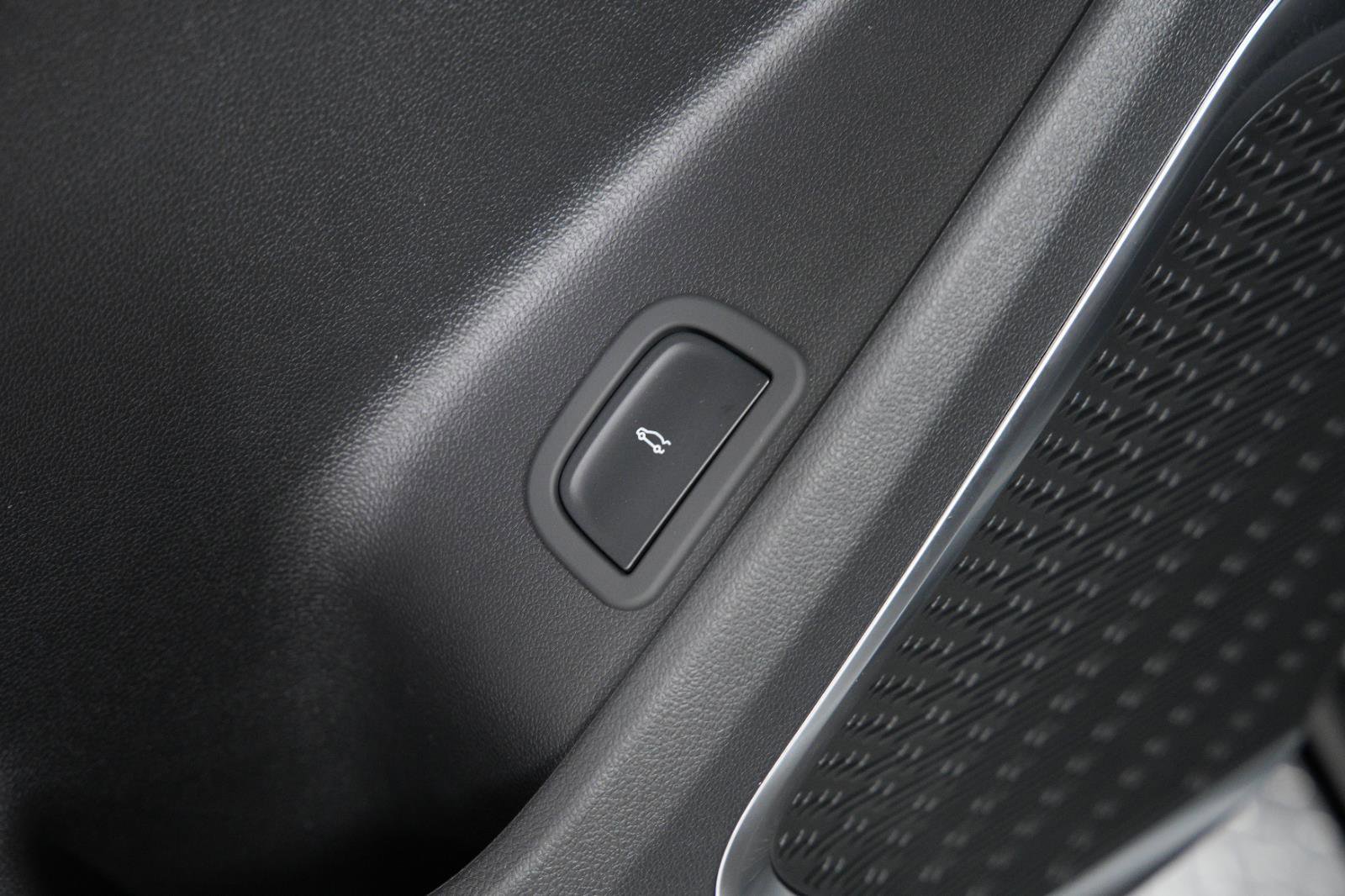 New 2026 Buick Enclave Sport Touring w/ LPO, Floor Liner Package image 26