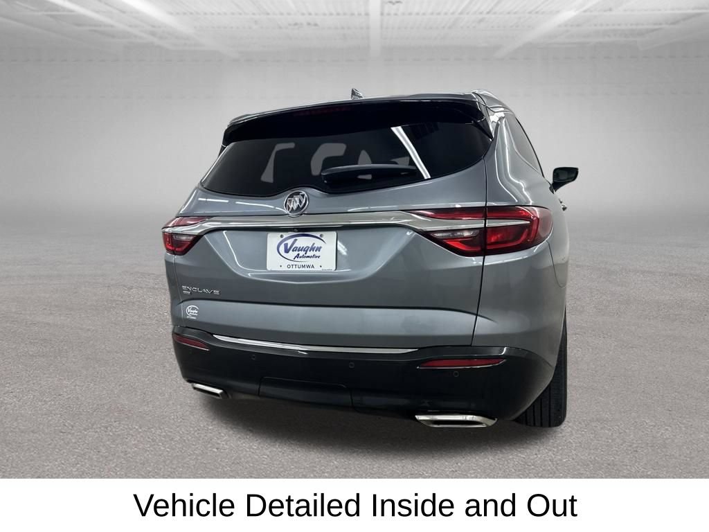 Used 2021 Buick Enclave Essence AWD/4WD image 13