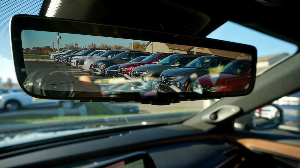 New 2025 Toyota Crown Signia image 17