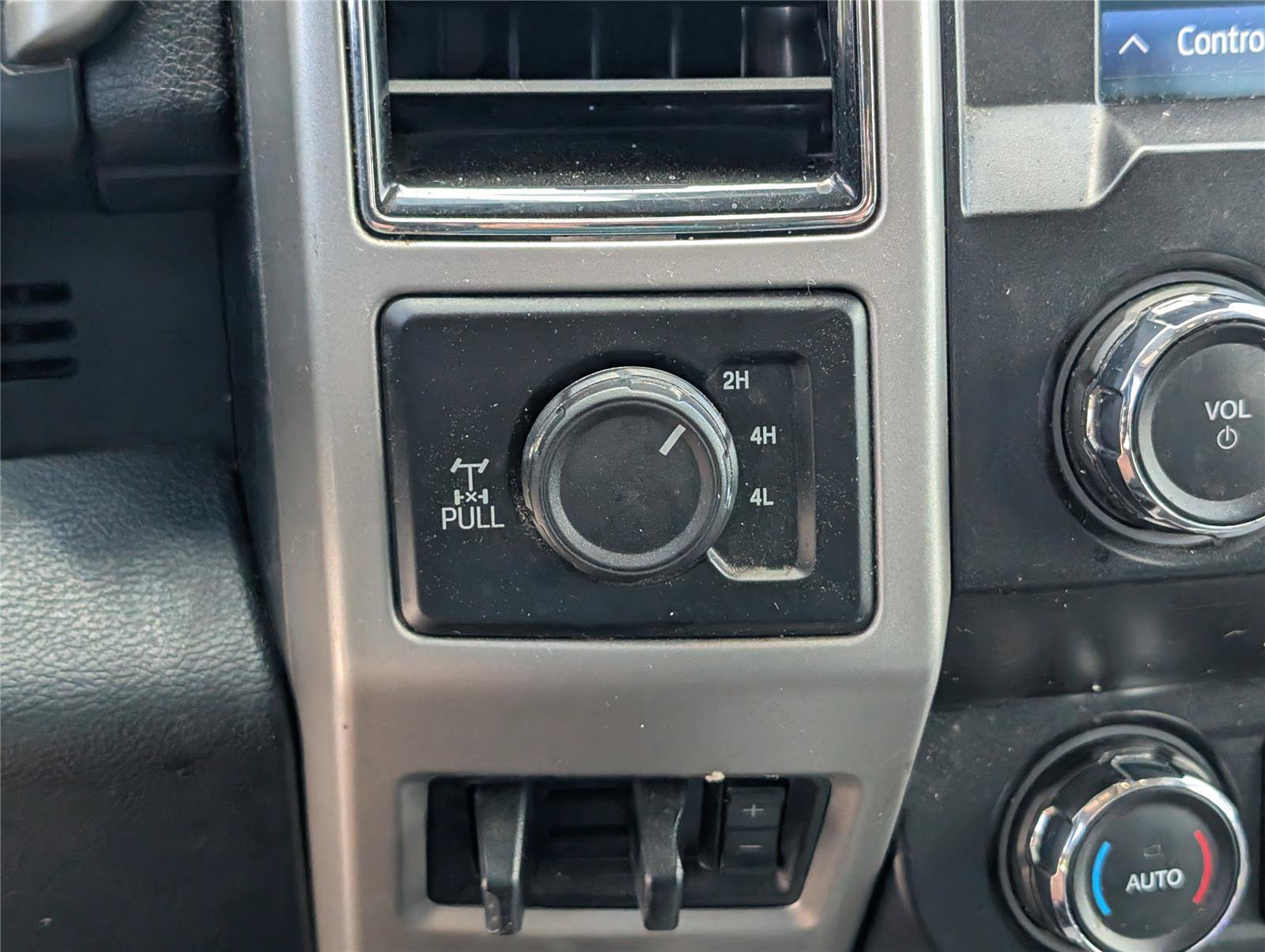 Used 2020 Ford F250 Lariat AWD/4WD image 28