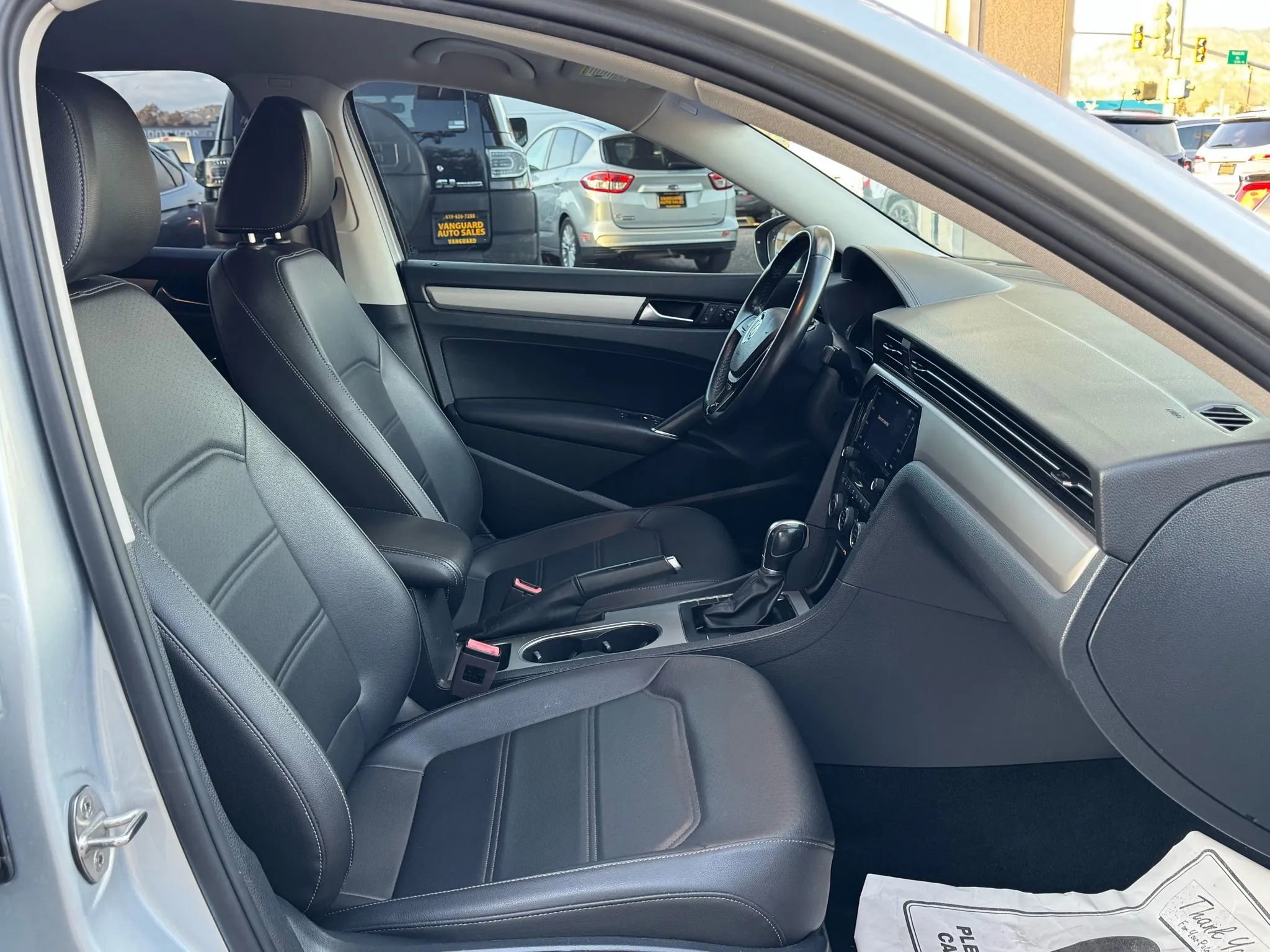 Used 2020 Volkswagen Passat 2.0T SE image 15