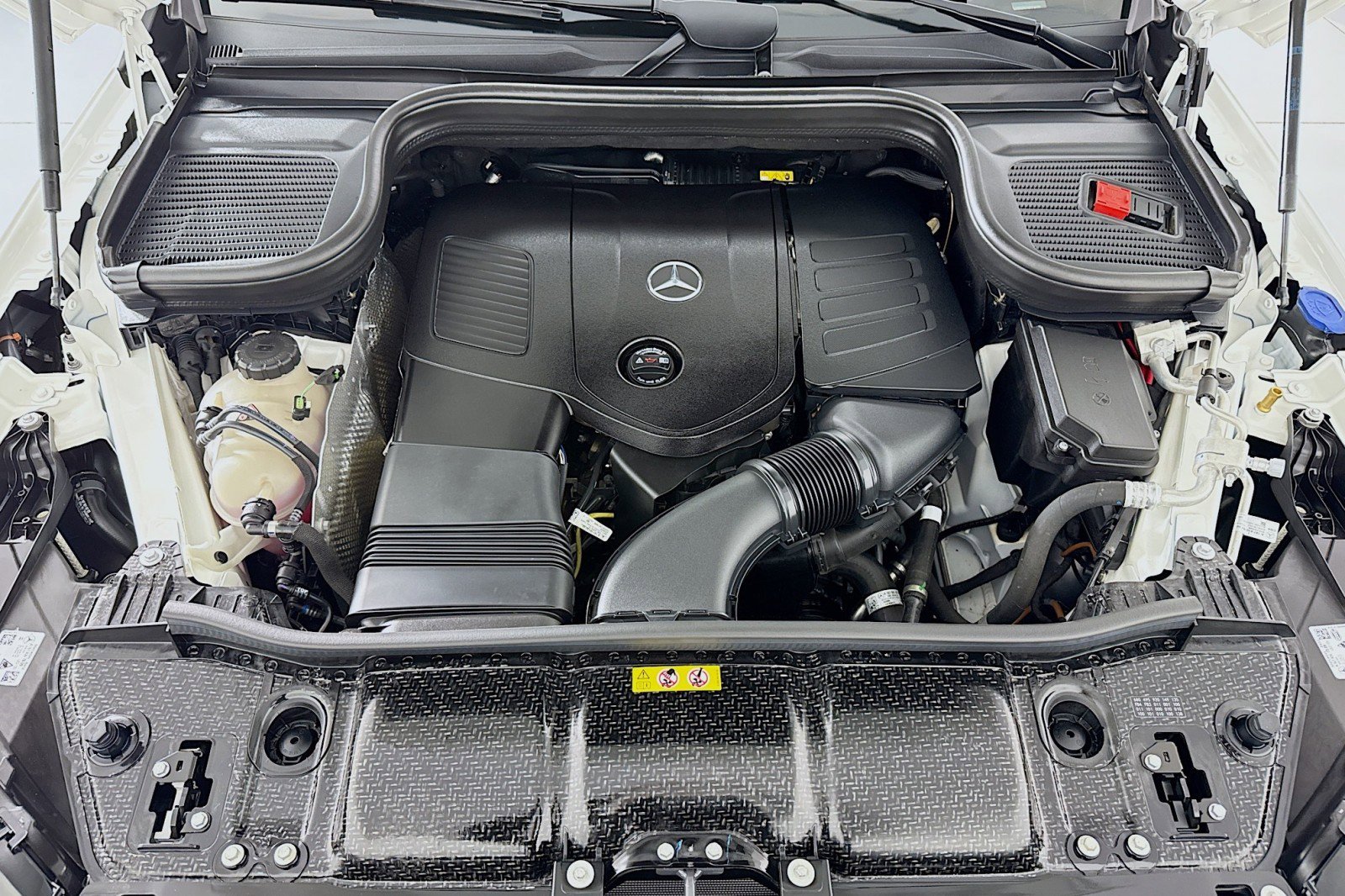 Certified 2025 Mercedes-Benz GLE 350 4MATIC image 11