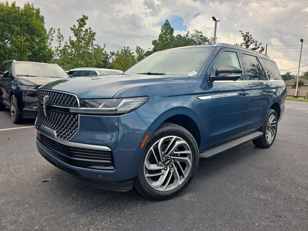 New 2027 Lincoln Navigator Premiere RWD image 27