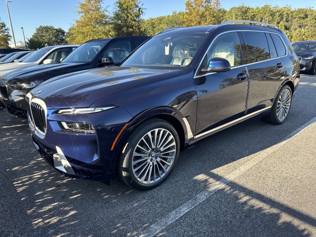 New 2026 BMW X7 xDrive40i image 2