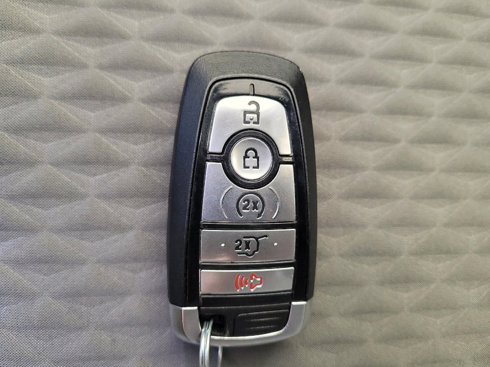 Used 2022 Ford Escape SE w/ Convenience Package FWD image 32