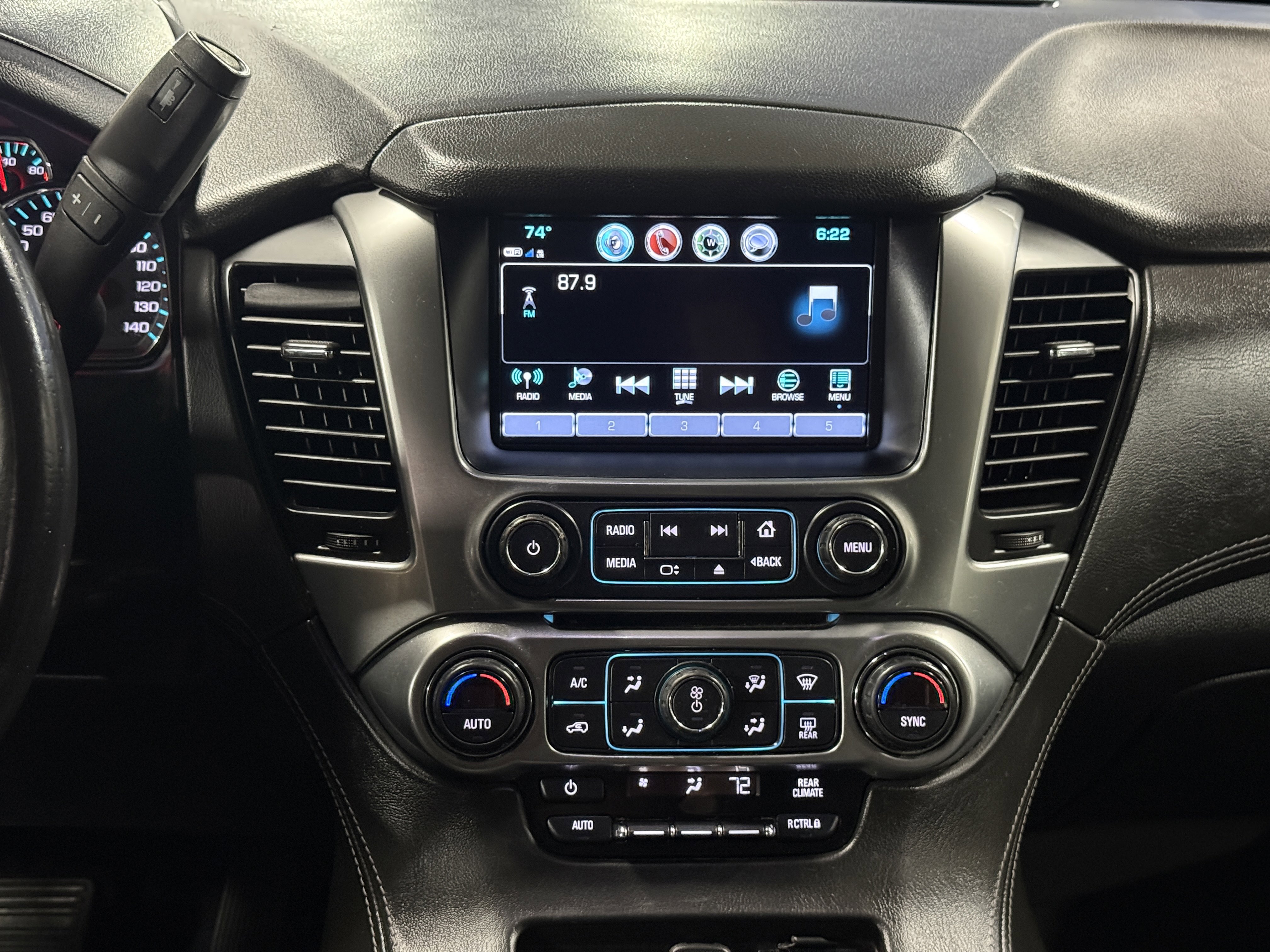 Used 2020 Chevrolet Suburban LS image 16